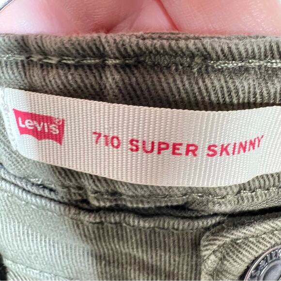 Levi’s 710 super skinny green distressed jeans w unfinished hem sz 10 youth B147 - Picture 2 of 4